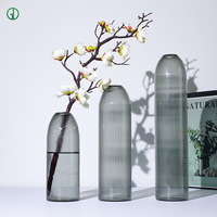 Décoration de maison minimaliste décoration florale pièce maîtresse de mariage Vase en verre noir transparent pour décoration de table