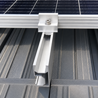Rail solaire en alliage d'aluminium avec support de connecteur de rail pour système de support de panneaux solaires à grande échelle