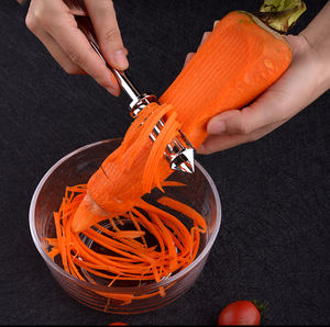 Herramienta práctica para pelar de uso doméstico Syh1266, pelador de zanahorias y patatas, pelador de frutas de zinc con mango antideslizante. - Product Image 2