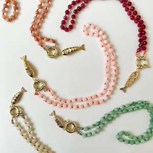 Kalung Choker manik-manik Semi berharga batu alam, multiwarna buatan tangan kalung mewah liontin batu ikan perhiasan tanpa noda - Product Image 2