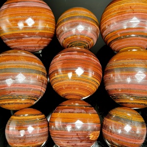 Esfera <span class=keywords><strong>de</strong></span> Piedra <span class=keywords><strong>de</strong></span> Tigre Natural Colorida <span class=keywords><strong>de</strong></span> Alta Calidad al por Mayor para Decoración del Hogar y Regalos - Product Image 1