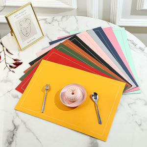 Set de table rectangulaire en cuir de style moderne avec bordure dorée, double face, couleur personnalisée, logo personnalisé, tapis isolant écologique - Product Image 2