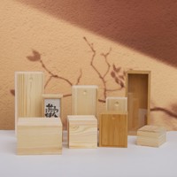 Emballage de boîte de cadeaux en bois souvenir imprimé de logo personnalisé de haute qualité Boîte en bois de noyer massif rustique de luxe avec couvercle coulissant