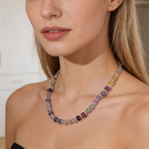 Collier en perles de fluorite naturelle, perles carrées de 4 mm, bijoux en cristal de guérison pour les promotions de la fête des mères - Product Image 1