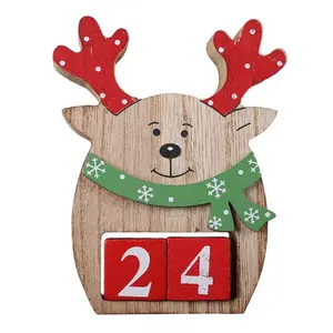 Calendario di legno del blocco delle decorazioni della scrivania delle renne del conto alla rovescia dell'avvento di natale