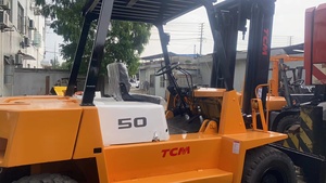 Montacargas TCM Vigoshop de 5 Toneladas en Buen Estado de Funcionamiento, Modelo FD50, Fabricado en Japón, Usado, con Motor Diésel, Mástil de Una/Tres Etapas - Product Image 4