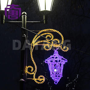 Décorations de Noël de qualité commerciale pour l'extérieur, IP65, motif lumineux LED 2D sur un seul poteau, couleur personnalisable - Product Image 2