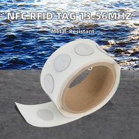 215 Mini RFID NFC étiquette/autocollant 1k 13.56 MHz Anti-métal étanche cartes de visite impression de Logo gratuit et accès aux médias sociaux