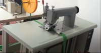 Machine à coudre à ultrasons 20 kHz 2000 W avec rouleau à motif personnalisé pour le collage de tissus et la scellage des bords
