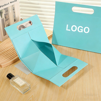Boîte-cadeau pliable avec logo personnalisé, emballage en carton portable avec poignée pour boutique, vente au détail, cadeaux de fête