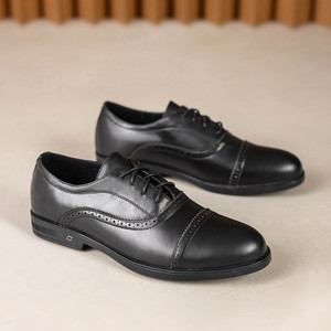 Personalización de Fábrica, Personalización de Logotipo, OEM, ODM. Zapatos de Cuero Brogue Clásicos de Tres Piezas para Hombre, Calzado Formal de Estilo Británico - Product Image 4