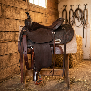 Selle de course de luxe en cuir véritable et bois, gravée, modèle NA94, pour cheval, de BS International, durable - Product Image 2
