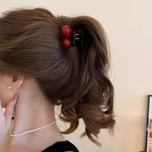 Nouvelle pince à cheveux rouge en strass cerise pour femme, collection 2026, pince à frange mignonne style princesse - Product Image 5