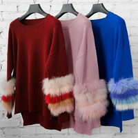 Vente en gros de pulls colorés en fourrure à col rond et poignets en fourrure chandails en tricot pour femmes pulls à la mode avec fourrure