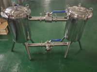Voedselverwerkingslijn voor fruit, groentepulp en sap, inclusief mixer, warmtewisselaar, automatische vul- en verpakkingsapparatuur (voedselveilige roestvrij staal)