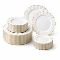 Assiettes de fête jetables en plastique blanc PS en stock, bord doré martelé - 10,25 et 7,5 pouces, assiettes à dessert et à apéritif pour fêtes, mariages