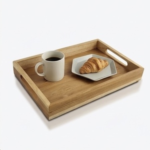 Bandeja Premium Tamaño M hecha de madera de teca 100% pura, perfecta para servir o exhibir sus artículos favoritos con estilo. - Product Image 1