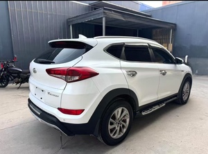 Auto Usate <span class=keywords><strong>Hyundai</strong></span> <span class=keywords><strong>Tucson</strong></span> <span class=keywords><strong>2015</strong></span> 2016, SUV a Benzina 2.0L 150CV, SUV Compatto Ibrido, Cambio AMT a 6 marce, Guida a Sinistra - Product Image 3