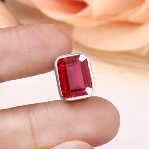 Shama Gems Jewels Colgante de compromiso de plata de ley 925 chapado en oro de 18K con rubí rojo de Mozambique de 12x10MM, corte radiante, tercera pieza - Product Image 2