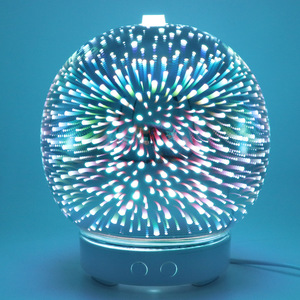 Difusor de Aromas con Temática de Amor, Humidificador Ultrasónico de Vidrio 3D de 100 ml con Luz LED para Uso en el Hogar y la Oficina - Product Image 1