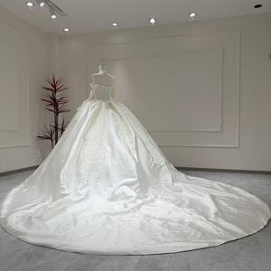 Robe de mariée princesse moderne Xx52, décolleté cœur, dos nu, traîne chapelle, robe de bal brodée de perles pour - Product Image 5