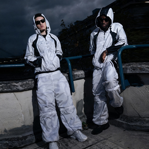 Ensemble de <span class=keywords><strong>jogging</strong></span> léger personnalisé 3m coupe-vent réfléchissant Survêtement en nylon Veste coupe-vent en nylon Ensemble de pantalons de survêtement - Product Image 1