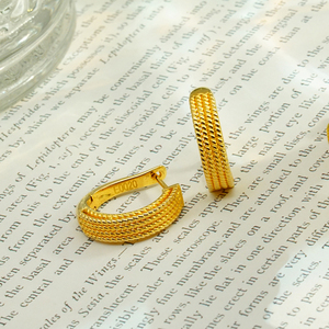 Pendientes de Aro con Textura de Cuerda en Oro Sólido de 9K/14K/18K, Diseño Clásico Trenzado para Joyería de Lujo Diaria - Product Image 3