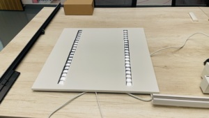 Plafonnier <span class=keywords><strong>LED</strong></span> Moderne 600*600mm, Luminaire Grille Anti-Éblouissement 3000-6000K, Garantie 5 Ans pour Maison et Bureau LiteHome <span class=keywords><strong>LED</strong></span> - Product Image 3