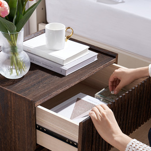 <span class=keywords><strong>Mesita</strong></span> <span class=keywords><strong>de</strong></span> <span class=keywords><strong>Noche</strong></span> <span class=keywords><strong>de</strong></span> Madera Maciza, Moderna <span class=keywords><strong>Mesita</strong></span> <span class=keywords><strong>de</strong></span> <span class=keywords><strong>Noche</strong></span> <span class=keywords><strong>de</strong></span> Nogal con Cajón <span class=keywords><strong>de</strong></span> Almacenamiento, Estilo Minimalista Japonés Escandinavo para Dormitorio - Product Image 3