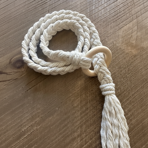 Sujetadores de Cortinas de Macramé Hechos a Mano con Elegante Cordón de 4 mm, Accesorios de Ventana Estilo Boho Chic en Marrón y Beige - Product Image 1