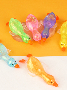 Jouet Squishy Mini Canard Kawaii, Jouet Animal Extensible en Cristal Doux pour Enfants, Jouets à Presser en TPR avec Paillettes - Product Image 6