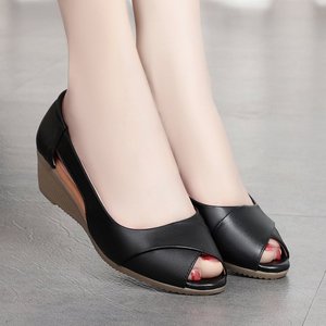 Mom's Verão Sandálias das Mulheres Sola Macia Anti slip Mid Heel Slope Salto Único Sapato Boca de Peixe Sapatos Novo Estilo - Product Image 2