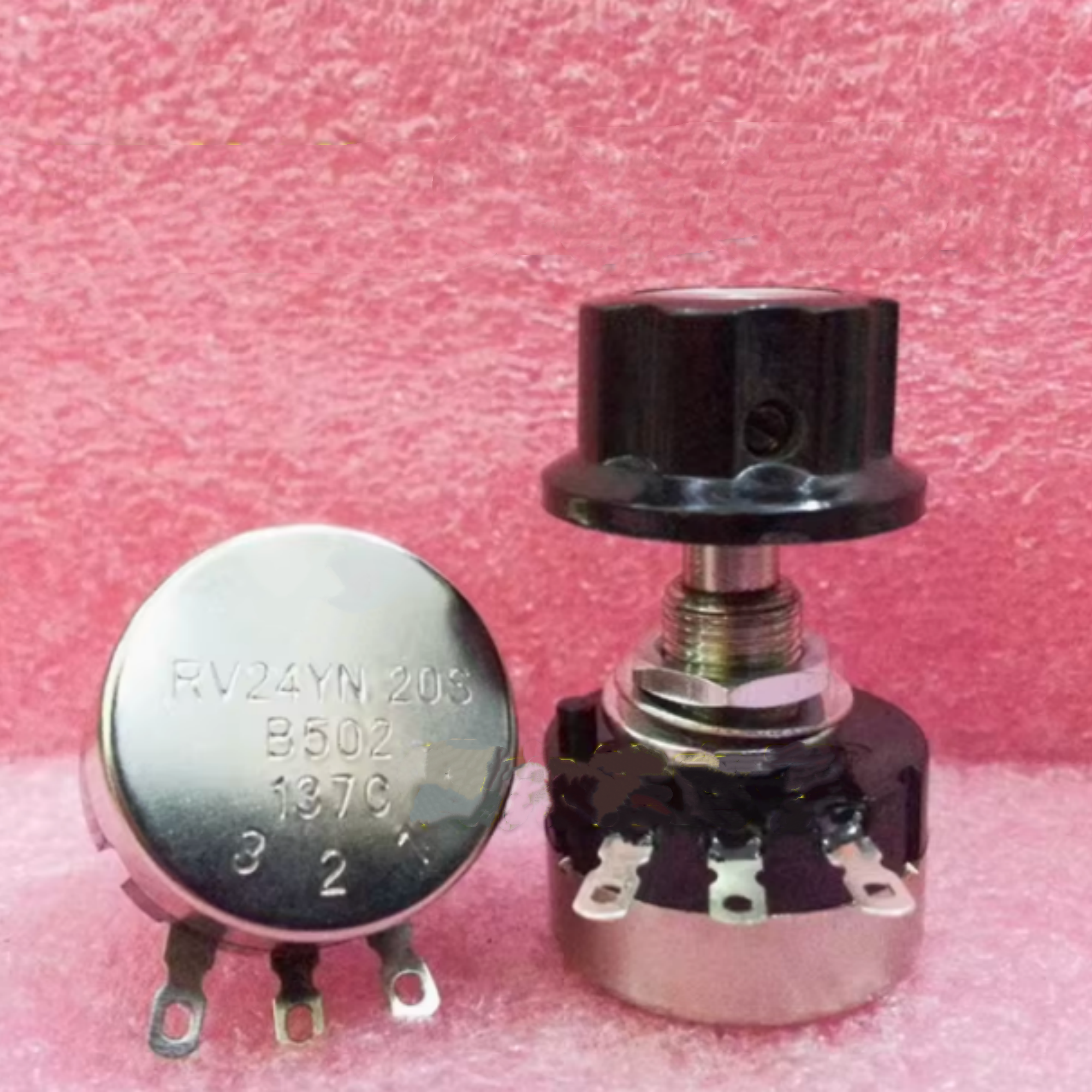 ALLECIN 2 stuks RV24YN20S 5K Ohm draaipotentiometer met kegel 3 klemmen B502 enkele draaipotentiometer van carbonfolie draaipotentiometer met A03-knop en wijzerplaat