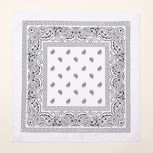 ผ้าโพกหัวหรูหราสไตล์ที่กำหนดเองสำหรับแบรนด์หรูผ้าพันคอสั่งทำพร้อมพิมพ์โลโก้สำหรับสินค้าโปรโมชั่นพรีเมี่ยม - Product Image 4