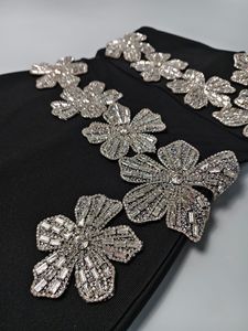 Nuovo Abito da Sera <span class=keywords><strong>Sexy</strong></span> <span class=keywords><strong>per</strong></span> <span class=keywords><strong>Donna</strong></span>, Super Brillante con Fiori in Strass e Rete, Aderente e Lungo fino al Pavimento, Elegante <span class=keywords><strong>per</strong></span> Cene Festive - Product Image 5