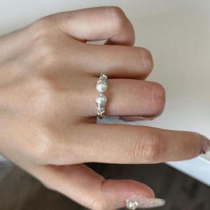 Anillo de Plata de Ley S925 con Diseño de Espiral Antigua y Perla, Ajustable, con Perla Shijia para Mayor Comodidad - Product Image 3