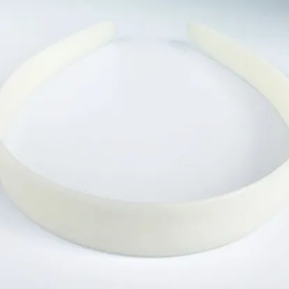 Wholesale Cheap Plain 1cm 1.2cm 1.5cm 2cm 2.5cm Without Teeth Wide Black White Plastic Headband