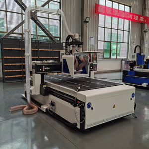 Bộ Định Tuyến <span class=keywords><strong>Cnc</strong></span> 4 Trục 2000*3000Mm 1325 Máy Chế Biến Gỗ Atc Quay Để Làm Khuôn Thuyền - Product Image 6