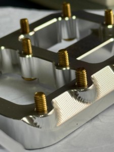 Vis à tête bouton en acier inoxydable 304, titane doré, M4x16mm, pour remplacement des broches de pédale, 15 pièces par ensemble - Product Image 6