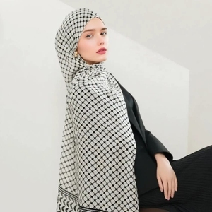 2025 Neuer <span class=keywords><strong>Preey</strong></span> Palästina Keffiyeh Chiffon-Schal Bedruckt Atmungsaktiv Schnelltrocknend Leichtgewichtig Muslimischer Frauen-Hijab Für Alle Jahreszeiten Maßanfertigung - Product Image 2