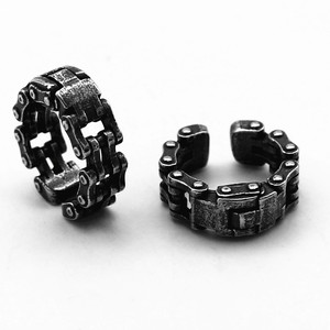 yunnique Cuff <b>Earrings</b> Motorcycle Chain Spring Clip Black Titanium Steel Unisex Retro Geometric Design For Couples Gift - Product Image 3