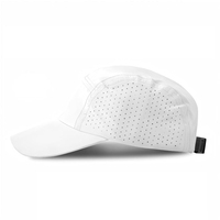 Gorra Trucker Perforada con Corte Láser de Alto Rendimiento, Resistente al Agua, de 5 Paneles, con Logotipo Personalizado, para Golf y Deportes, Venta al Por Mayor
