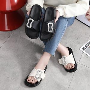 รองเท้าแตะสายรัดส้นสไตล์เกาหลีเข้ากับทุกชุดรองเท้าแตะชายหาดกันลื่นสำหรับใส่ในบ้านรองเท้าแตะสำหรับใส่ในฤดูร้อน - Product Image 4