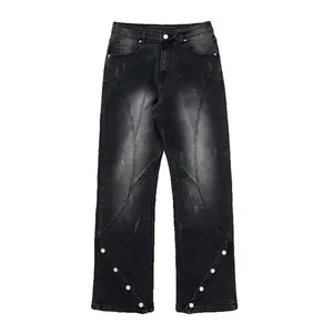 Pantalones vaqueros lavados retro con parche de diamantes de imitación y remache con logotipo de impresión personalizada con botón, pantalones vaqueros holgados para hombre