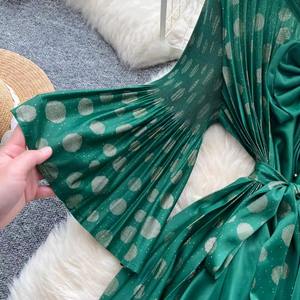 Gerimpelde Jurken Europese Amerikaanse Jurk Voor Vrouwen 2025 Nieuwe High Street Style <span class=keywords><strong>Nail</strong></span> Kraal Ruffle Rand Splitsen Lange Vestidos - Product Image 5