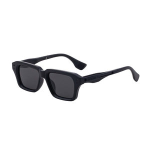 Lunettes de soleil carrées pour hommes ZS-98406, en plastique noir et métal, protection UV400, classe 2, pour usage extérieur - Product Image 3