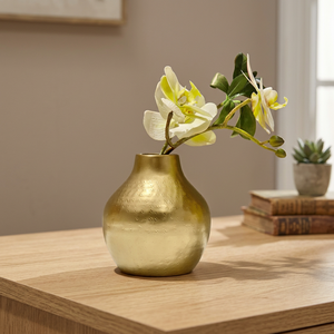 Vase en fer doré de luxe, style nordique moderne et orné, nouveauté populaire, vente en gros, ornement de table en métal pour fleurs, décoration d'intérieur pour mariages et événements - Product Image 1