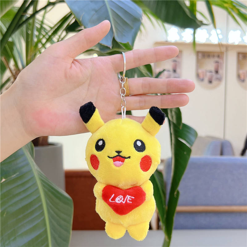 Chaîne suspendue coeur rouge