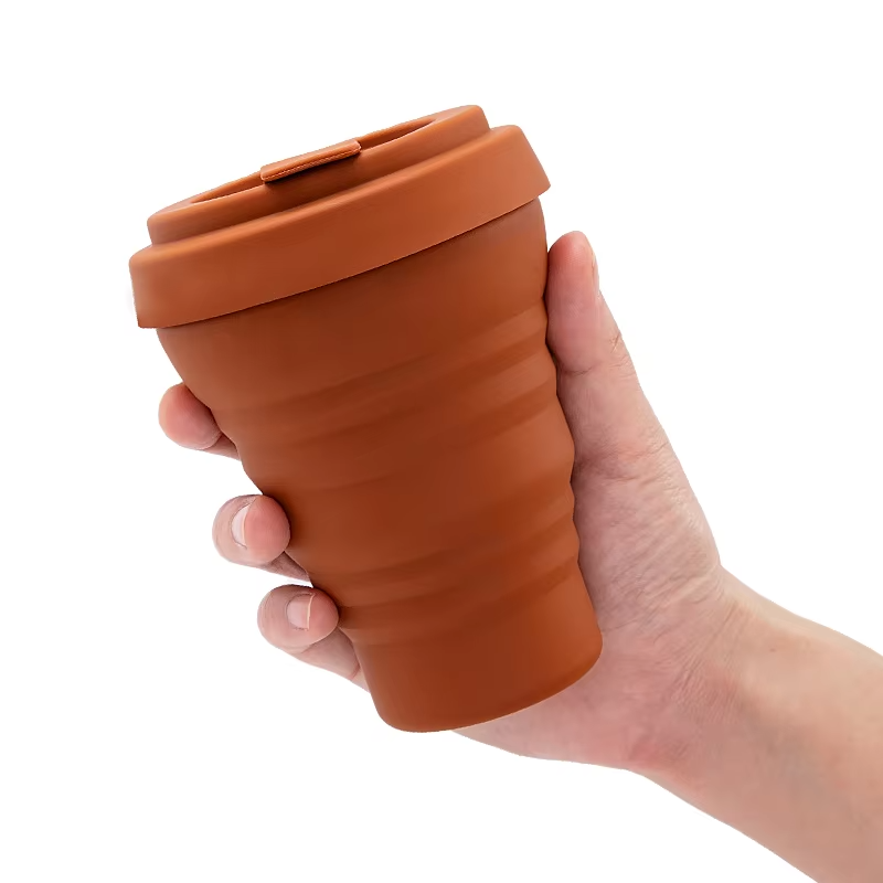 สีน้ำตาล