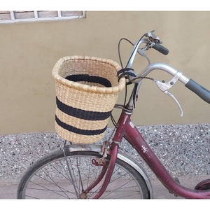 Cesta de mimbre vintage tejida a mano al por mayor de fabricante vietnamita, organizador de almacenamiento ecológico para decoración del hogar y bicicletas - Product Image 6